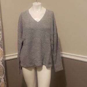 Gray XL women's v-neck sweater
